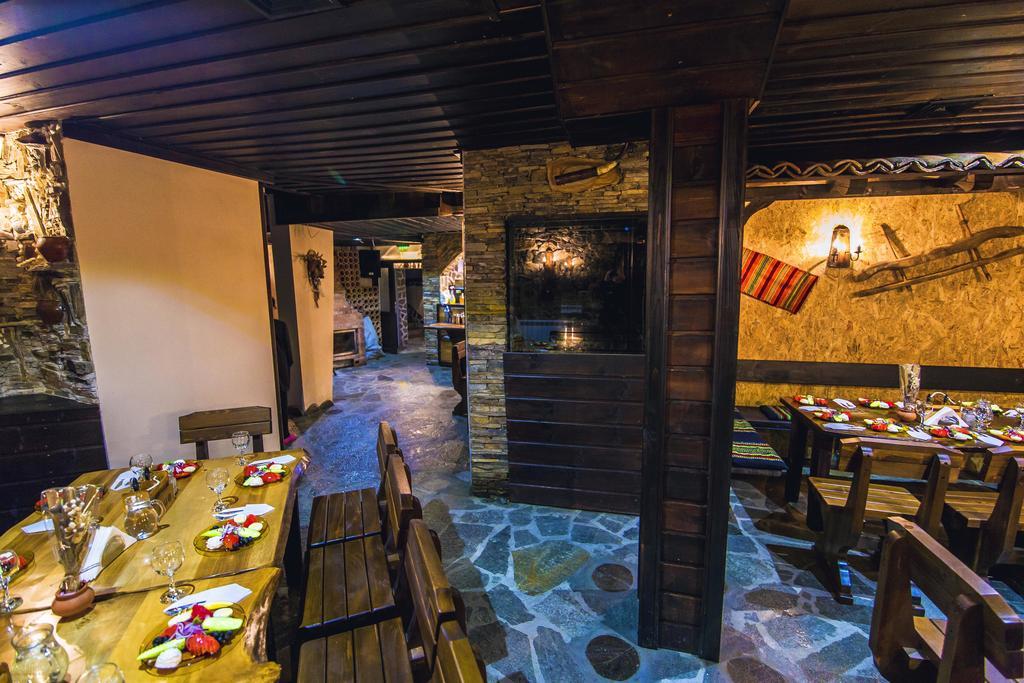 Family Hotel Valchanovata Kashta Fotinovo Ngoại thất bức ảnh